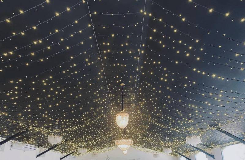 Installation d’un ciel étoilé pour une salle de réception